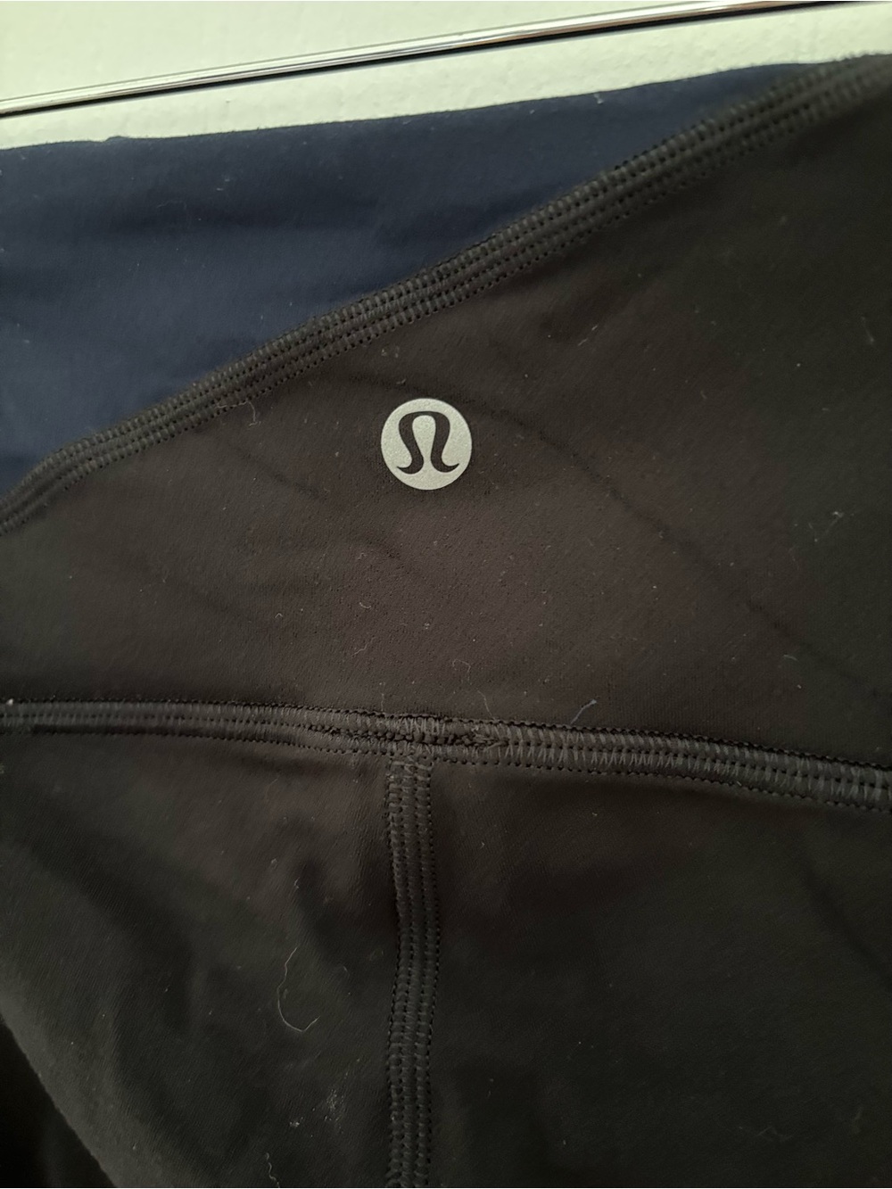 Lululemon Nulu Colour Block High-Rise Tight 25" Black / True Navy #168 - Picture 6 of 8